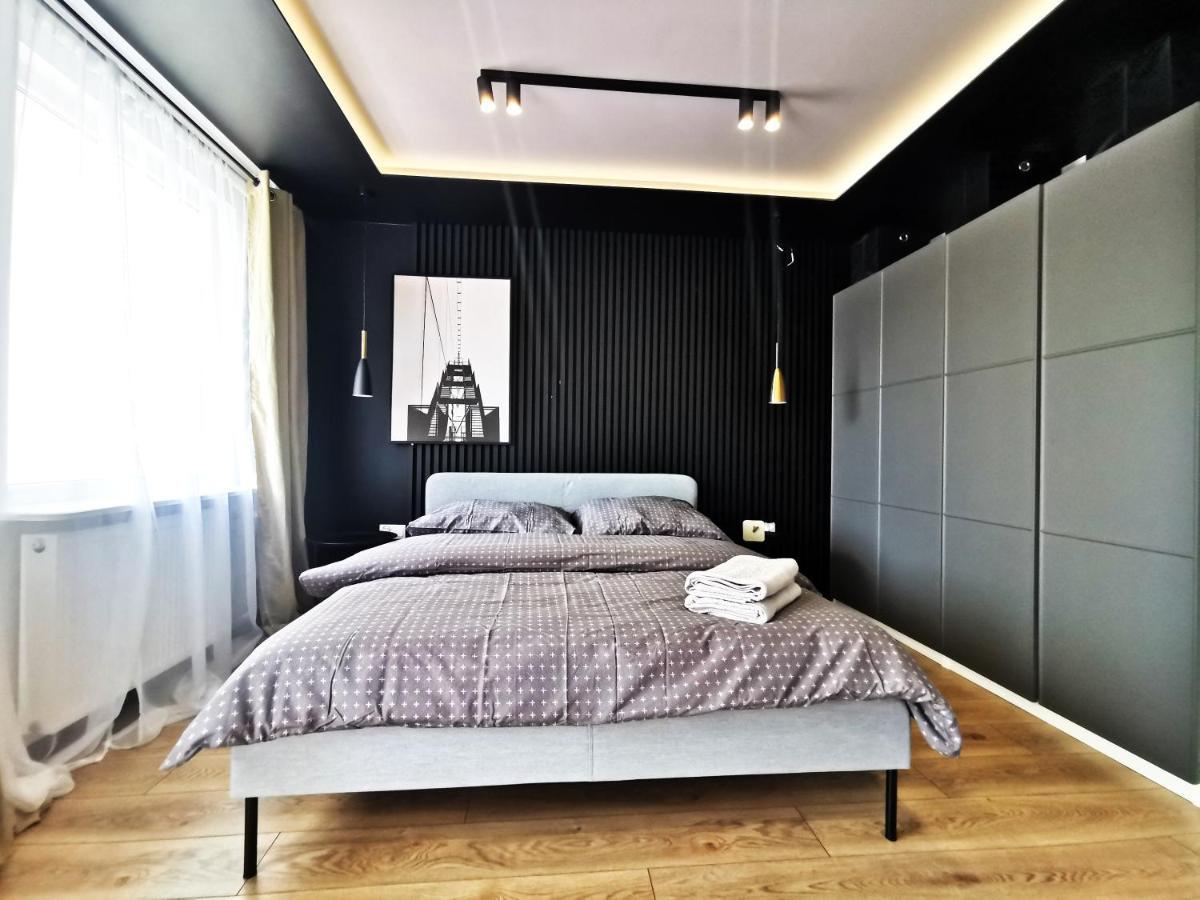 Gliniana Apartment ~ Self Check-In 24H ~ Lift Вроцлав Екстериор снимка