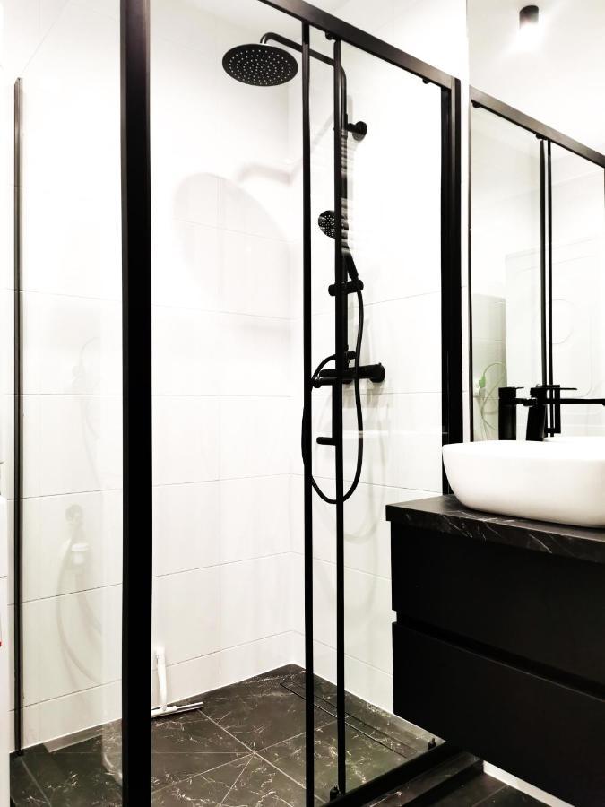 Gliniana Apartment ~ Self Check-In 24H ~ Lift Вроцлав Екстериор снимка