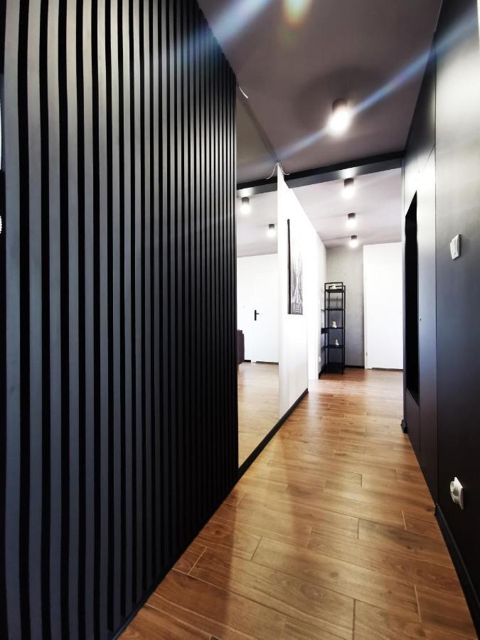 Gliniana Apartment ~ Self Check-In 24H ~ Lift Вроцлав Екстериор снимка